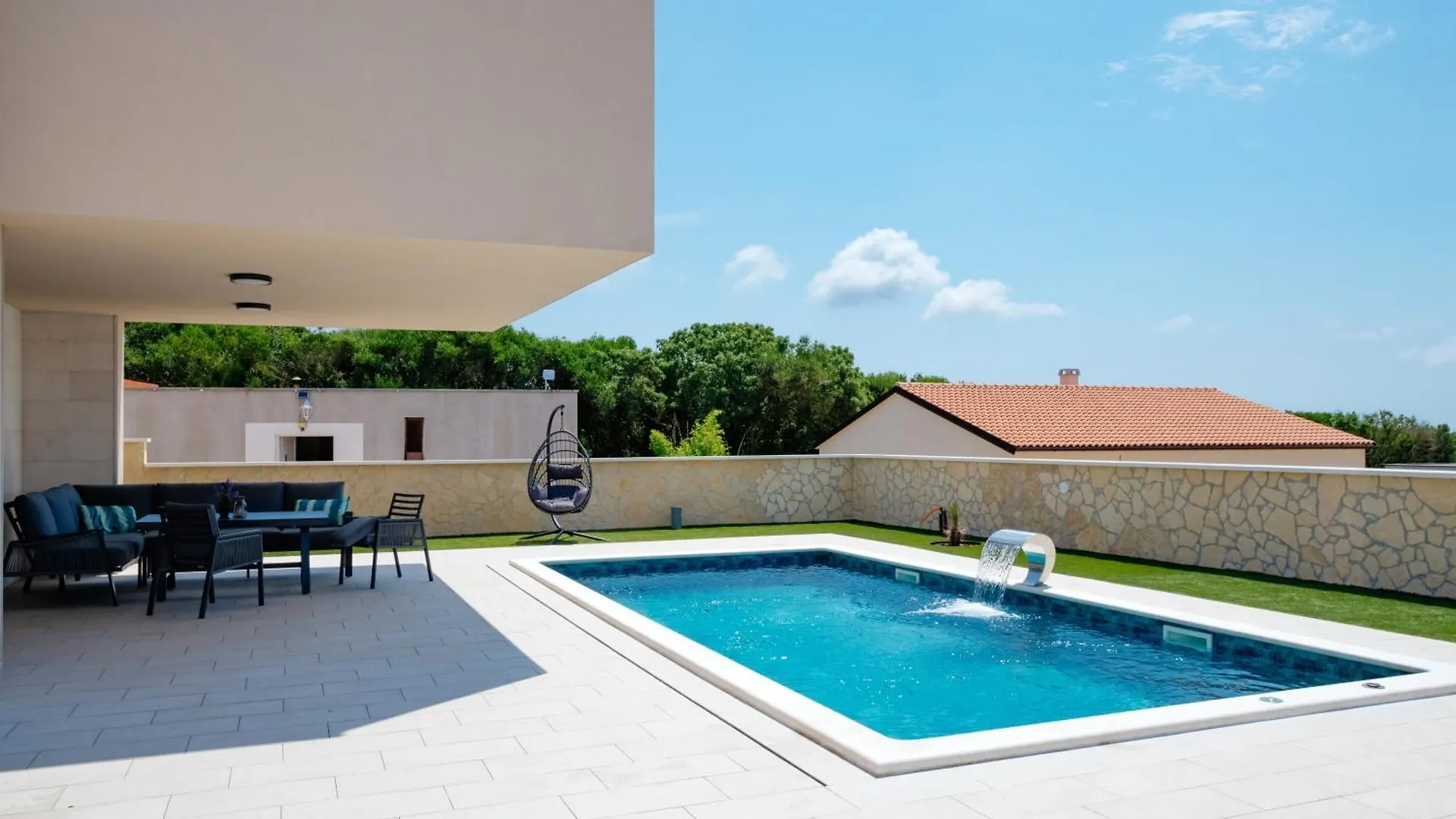 Villa Paula Pula